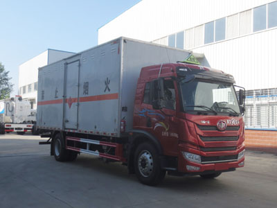 国六解放易燃气体厢式运输车