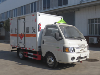 国六江淮小型易燃气体厢式运输车